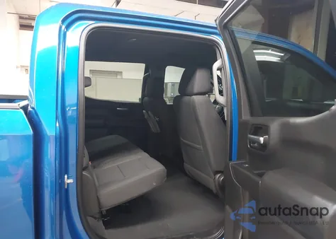 2022 Chevrolet Silverado 1500 4Wd Short Bed Custom Trail Boss z USA, uszkodzony, nr VIN 3GCPDCED5NG674258